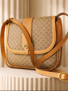 Beautiful Crossbody/Shoulder Bag Gucci.
